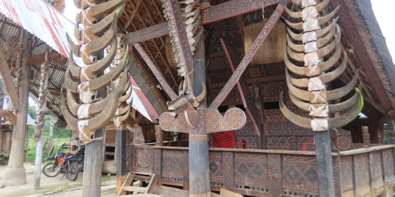 senjakala-aluk-todolo:-kepercayaan-leluhur-penjaga-alam-di-mamasa,-sulawesi-barat