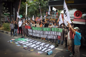ambisi-energi-bersih-malah-kerap-mengancam-keselamatan-warga
