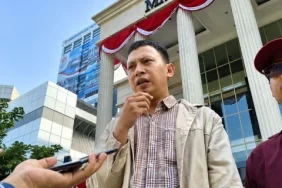 kesejahteraan-guru-dan-dosen-bukan-sekadar-soal-gaji,-tetapi-hak-konstitusional