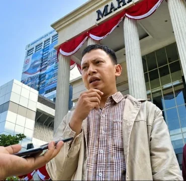 kesejahteraan-guru-dan-dosen-bukan-sekadar-soal-gaji,-tetapi-hak-konstitusional