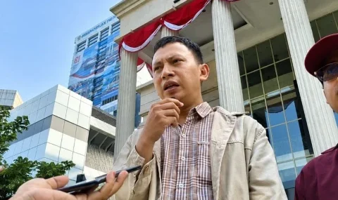 kesejahteraan-guru-dan-dosen-bukan-sekadar-soal-gaji,-tetapi-hak-konstitusional