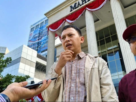 kesejahteraan-guru-dan-dosen-bukan-sekadar-soal-gaji,-tetapi-hak-konstitusional