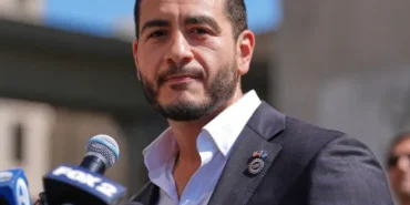 abdul-el-sayed,-dokter-keturunan-mesir-yang-berpeluang-jadi-senator-muslim-pertama-as