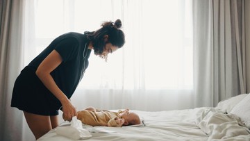 cerita-bunda-rahasiakan-kehamilan-dari-6-putrinya,-pulang-dari-rs-bawa-bayi-baru