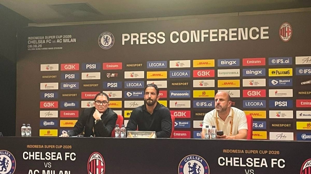 sugbk-berubah-jadi-san-siro!-tifo-milanisti-bikin-xabi-alonso-&-ruben-amorim-terpukau
