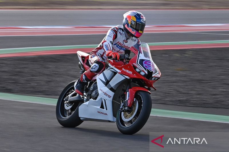 veda-ega-finis-posisi-sembilan-pada-moto3-inggris-2026