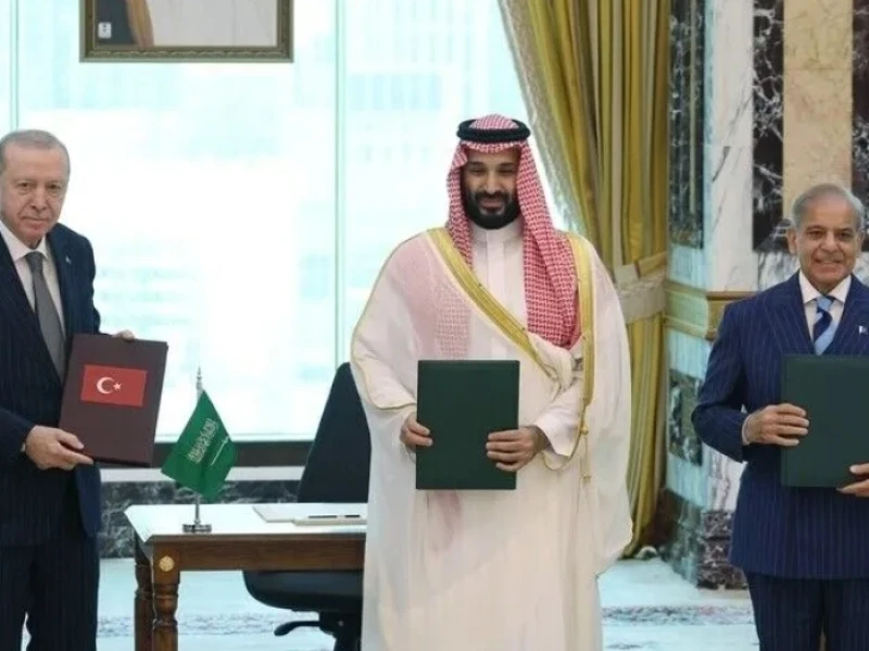aliansi-pakta-pertahanan-mekkah-sebagai-solusi-atau-front-baru?