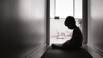 cara-mengenali-anak-yang-pernah-jadi-korban-gaslighting-saat-kecil