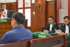 santoso-utomo-tjioe-ajukan-eksepsi:-kesalahan-administratif,-bukan-kejahatan