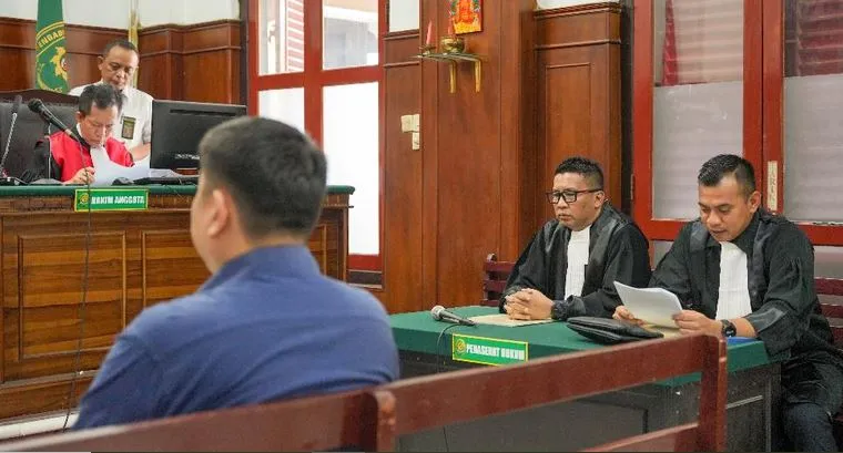 santoso-utomo-tjioe-ajukan-eksepsi:-kesalahan-administratif,-bukan-kejahatan