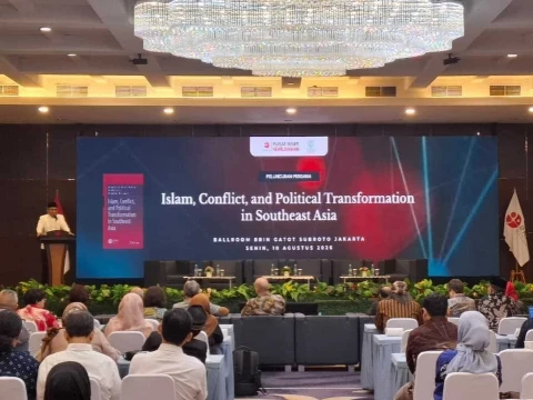 gus-yahya-ingatkan-ancaman-konflik-global,-dorong-diplomasi-berbasis-perdamaian