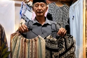 larangan-berkomentar-negatif-di-lapak-penjual-online-saat-live-streaming 