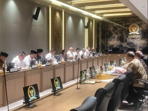 kpa-serahkan-data-1,7-juta-hektare-lahan-prioritas-reforma-agraria-ke-dpr