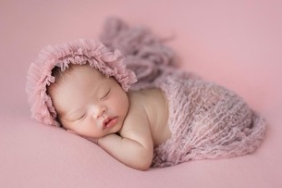 bayi-baru-lahir-kini-bisa-langsung-punya-akta-kelahiran,-begini-penjelasannya