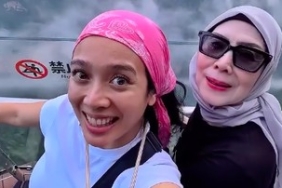 serunya-dhea-ananda-ajak-ibunda-liburan-ke-china,-daki-gunung-naik-eskalator