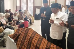 gus-yahya-lepas-jenazah-kh-hasanuddin-kriyani-di-rspad,-kenang-sebagai-panutan-umat