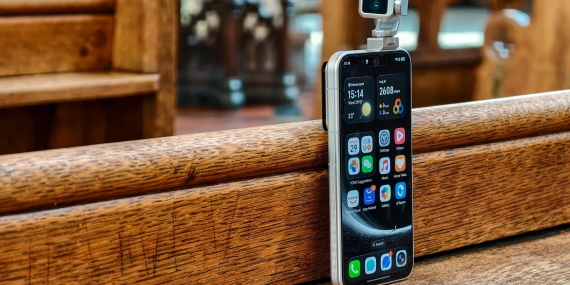 honor-robot-phone-resmi-meluncur,-kamera-bisa-mengangguk-hingga-ikuti-musik