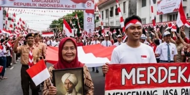 khutbah-jumat-kemerdekaan:-mengenang-jasa-pahlawan,-melanjutkan-perjuangan