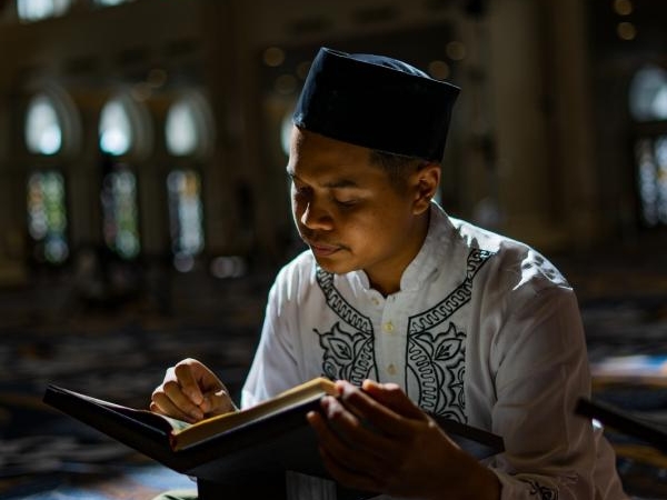 di-mana-wajah-kita-ketika-membaca-al-qur’an?