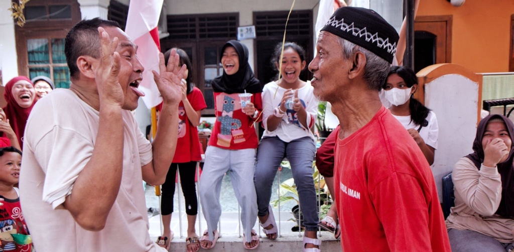 ketika-kemerdekaan-tak-terasa-dalam-keseharian,-apa-yang-sebenarnya-kita-rayakan?