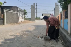 malam-mencekam-di-jombang,-gerombolan-diduga-pesilat-serbu-desa-plumbon-gambang