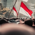 menakar-hakikat-“merdeka”:-refleksi-81-tahun-indonesia-di-bawah-lentera-kesadaran-maiyah
