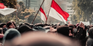 menakar-hakikat-“merdeka”:-refleksi-81-tahun-indonesia-di-bawah-lentera-kesadaran-maiyah