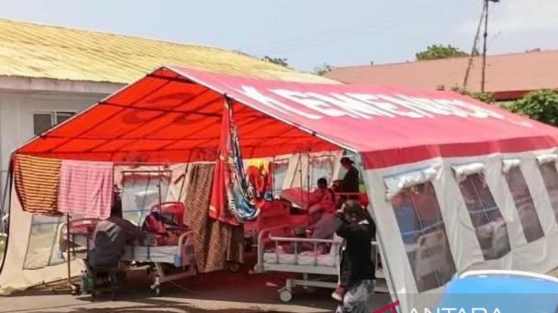 dapur-umum-kemensos-mulai-beroperasi-pascagempa-di-nagekeo,-ntt