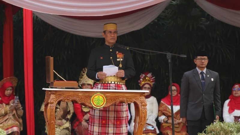 mentan-amran:-swasembada-pangan-dan-ekspor-beras-kado-hut-ke-81-ri