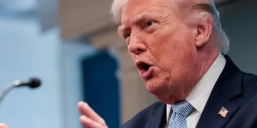 trump-ancam-bom-oman-jika-menghambat-kesepakatan-as-iran-soal-selat-hormuz