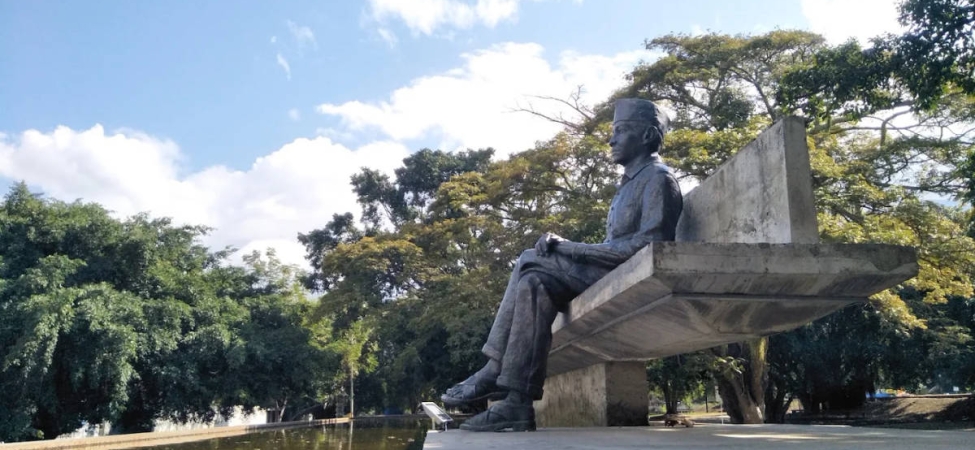 taman-renungan-bung-karno-di-ende,-tempat-lahirnya-gagasan-pancasila-di-bawah-pohon-sukun