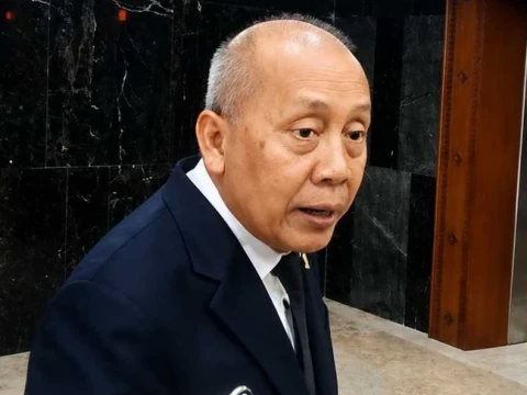 respons-tuntutan-bem-ui,-wakil-ketua-dpr-klaim-penanganan-bencana-gempa-ntt-sudah-maksimal
