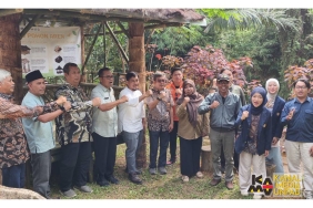 mahasiswa-unpad-optimalkan-aren-untuk-bangun-desa-tangguh-bencana