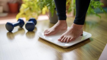 rutin-olahraga-dan-diet-tapi-bb-enggak-turun-turun?-ini-penjelasan-dokter-gizi