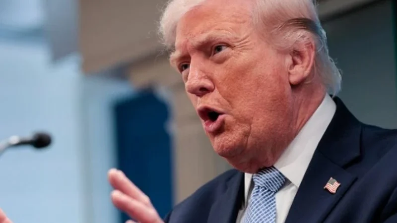trump-tunda-tarif-50-persen-untuk-barang-kanada-selama-3-hari