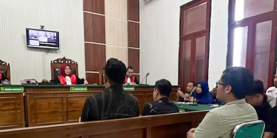 polemik-ruko-ngagel,-gugatan-rp25-miliar-terhadap-eri-cahyadi-dan-armuji-dicabut