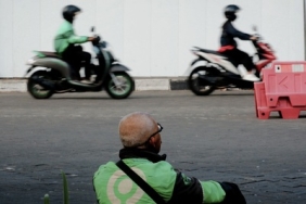 bekerja-tanpa-jaring-pengaman:-pengemudi-ojol-diinjak-perusahaan-platform-dan-dighosting-negara