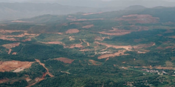 petani-damar-tabarano-waswas-kebun-jadi-tambang-nikel