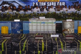 berupaya-selundupkan-2,6-ton-sabu-sabu-cair-ke-indonesia,-10-warga-myanmar-ditangkap