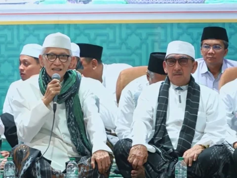 nahdliyin-bershalawat-dan-istighotsah-di-tambakberas-untuk-kelancaran-muktamar-ke-35-nu
