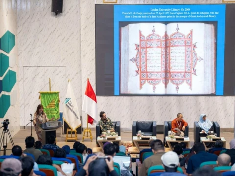 tiga-akademisi-ungkap-jejak-islam-nusantara-dari-manuskrip