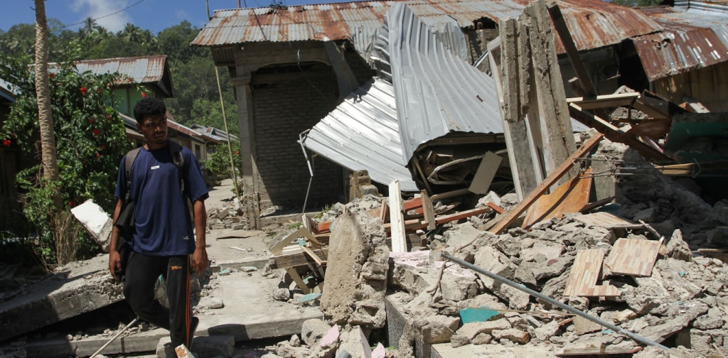 belajar-dari-gempa-ntt:-kesadaran-mitigasi-warga-memengaruhi-kerusakan-rumah-akibat-gempa