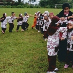 teng-bukuk,-permainan-tradisional-dari-bengkulu-yang-mirip-dengan-ular-naga