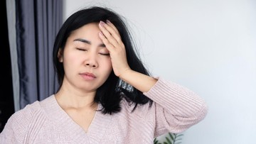 kenali-perimenopause,-penyebab,-gejala,-dan-perbedaaannya-dengan-premenopause-dan-menopause