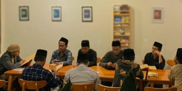 menghidupkan-literasi-dari-kedai-kopi