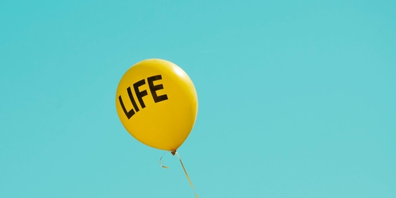 the-midlife-clock-is-ticking:-how-we-understand-‘time-left’-can-help-us-use-it-well