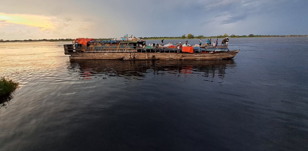 dr-congo’s-riverboat-economy-–-how-a-floating-transport-system-tells-the-country’s-story