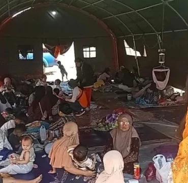 data-terkini-gempa-ntt:-87-meninggal-dunia,-1.298-luka-luka,-dan-150-ribu-warga-mengungsi