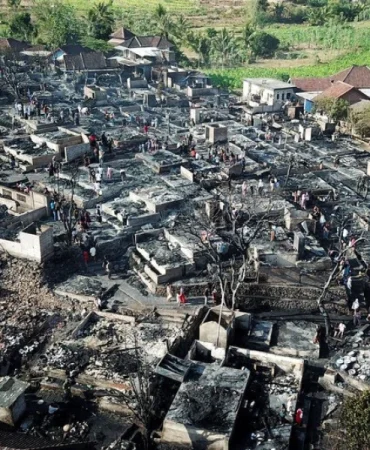 kampung-adat-sade-lombok-tengah-habis-terbakar-si-jago-merah,-ini-asal-usul-desa-sasak