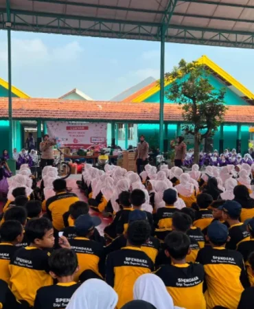 tubuhku-itu-milikku,-polwan-polresta-sidoarjo-goes-to-school